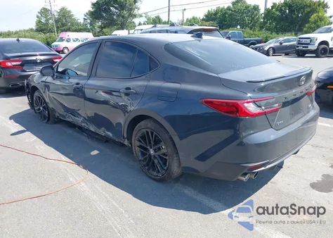 2025 Toyota Camry Le/Se/Xle/Xse z USA, uszkodzony, nr VIN 4T1DAACK8S4084948